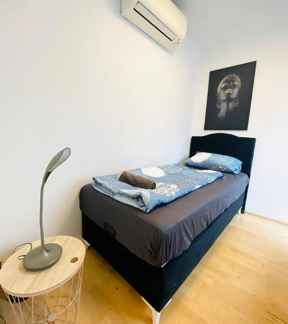 Family Apartment In Praterstern Area Dw20 فيينا
